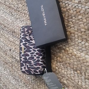 Travelon tan/black/burgundy cheetah print 7.5" wallet
